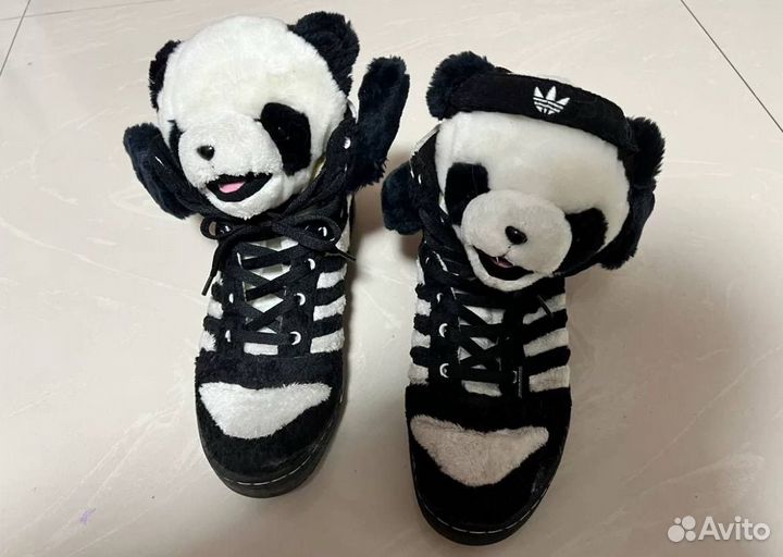 Adidas jeremy scott panda