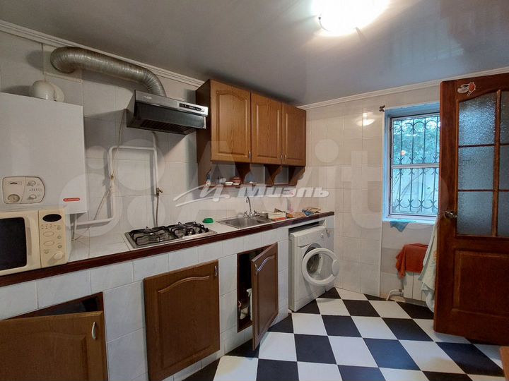 Дом 32,6 м² на участке 1 сот.