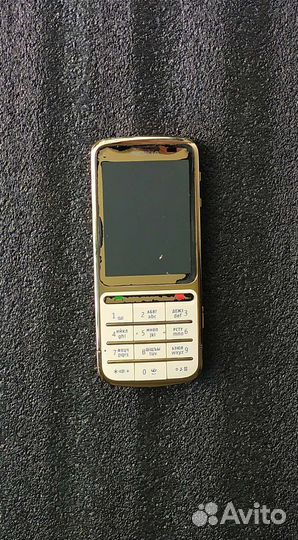 Nokia C3-01 Gold Edition