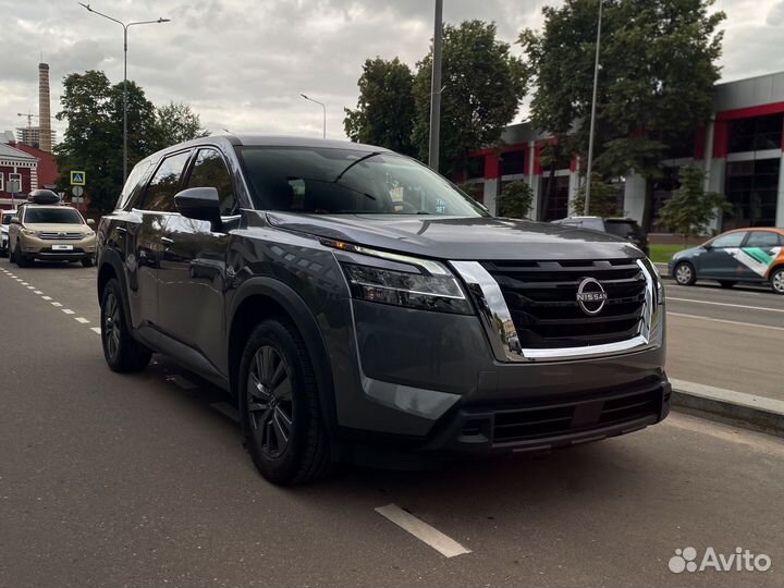 Nissan Pathfinder 3.5 AT, 2022, 5 700 км