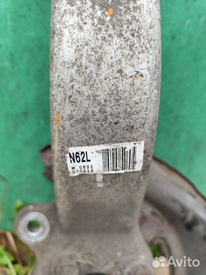 Кулак поворотный левый Lexus IS 250