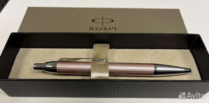 Шариковая ручка Parker Premium