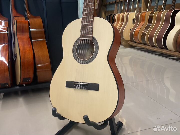 Cort AC70 OP Классическая гитара c чехлом