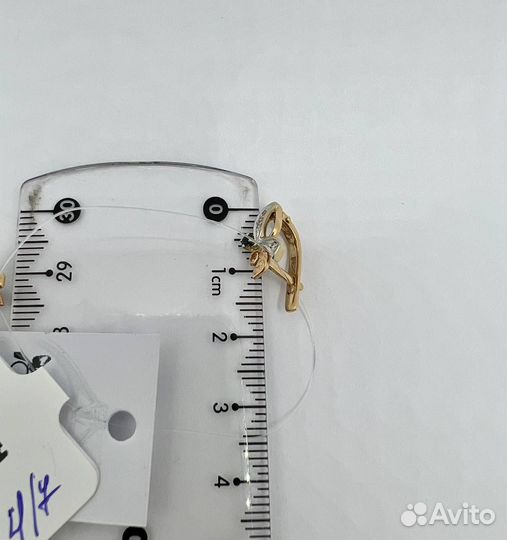 Золотые серьги с бриллиантами