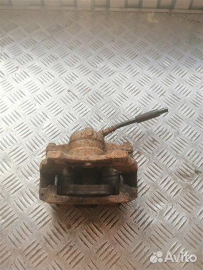 Суппорт тормозной передний правый Fiat Albea