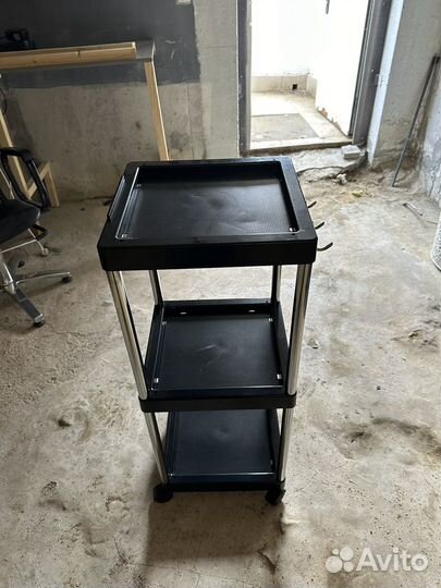 Помощник парикмахера