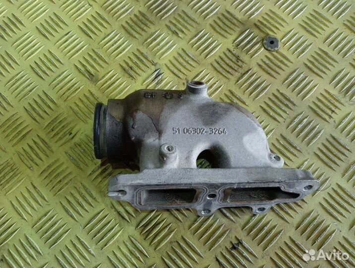 Патрубок водяной, корпуса термостата Man Tga Tgs