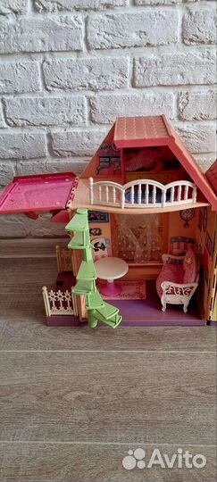 Домик для кукол