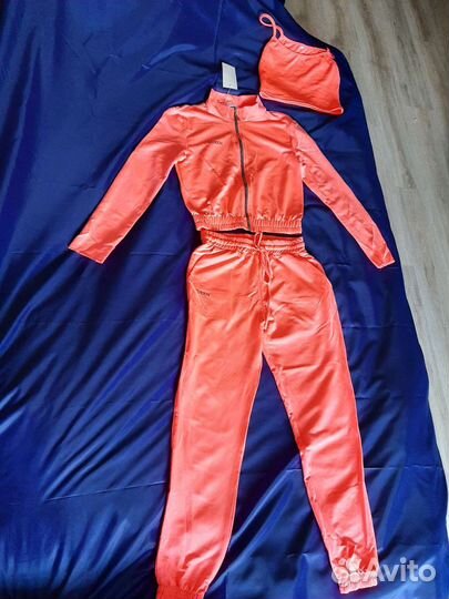 Спортивный костюм женский 42 44 новый