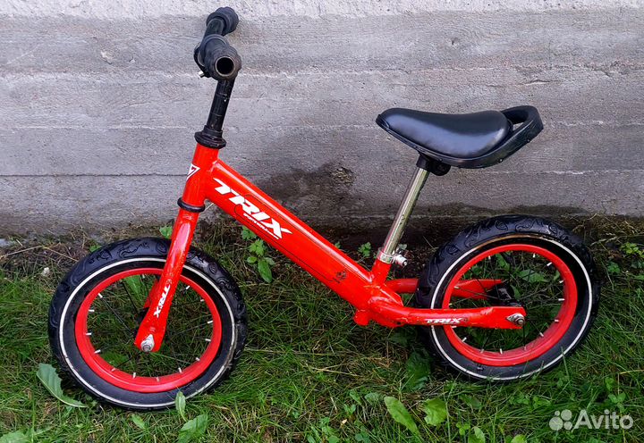 Самокат Kreiss, Беговел Trix, Каталка Fisher-Price