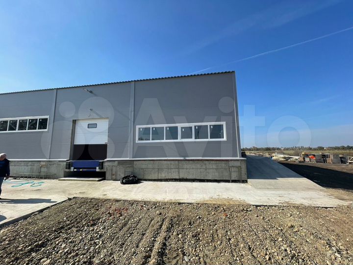 Склад-холодильник, 1100 м²