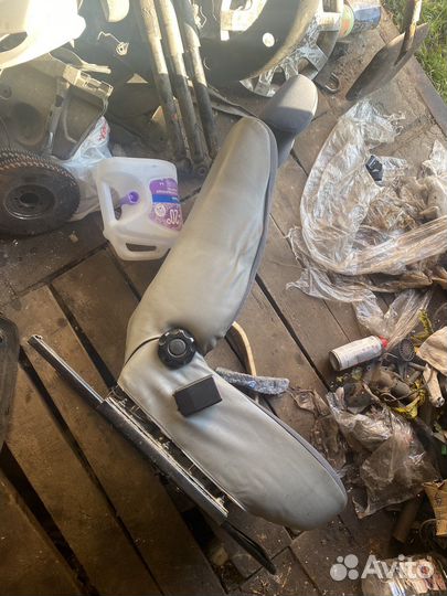 Сиденье переднее левое рено логан