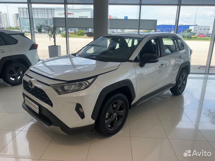 Toyota RAV4 2.0 CVT, 2023