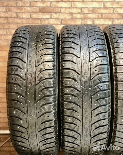 Bridgestone Ice Cruiser 7000 235/65 R17