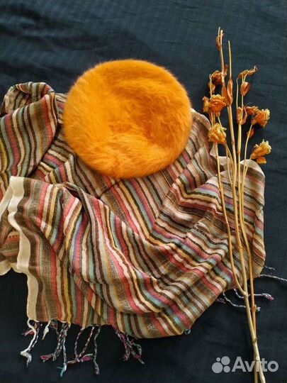 Береты,новые,палантины