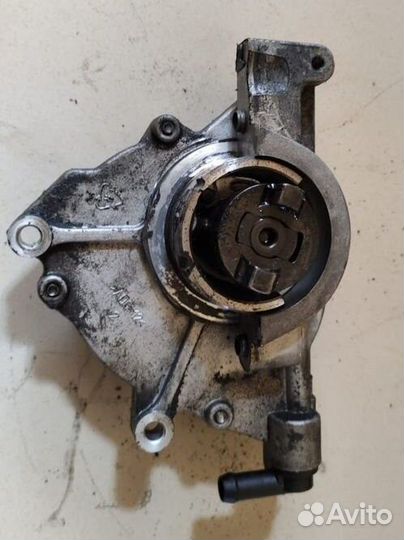 Помпа Kia Sorento 2.5 CRDi 170 л.с. D4CB