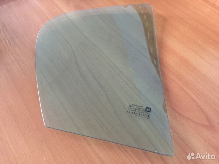 Стекло задней двери 2008 Opel Astra H SD 2005-2015