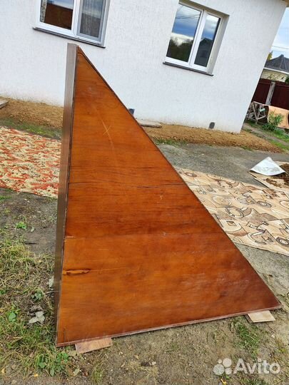 Шкаф под лестницу