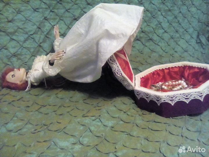 Коллекционная кукла