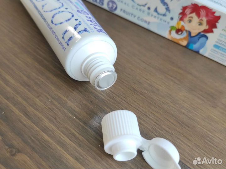 Зубная паста rocs 3-7, щётка aquafresh 6-8 новые