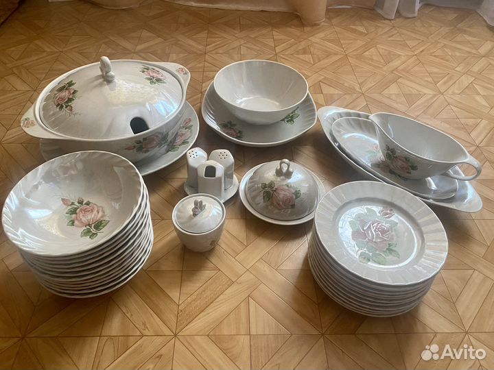 Сервиз столовый