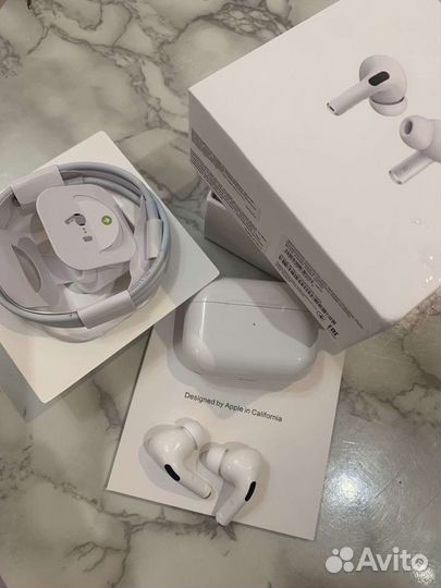 Airpods pro 2 wireless charging case