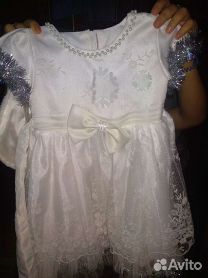 Платье на девочку