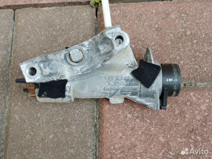 Замок зажигания Audi A8 D2 без ключа