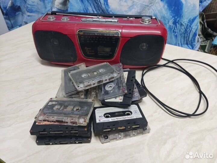 Магнитофон crown silver rx-22 и 20 аудиокассет