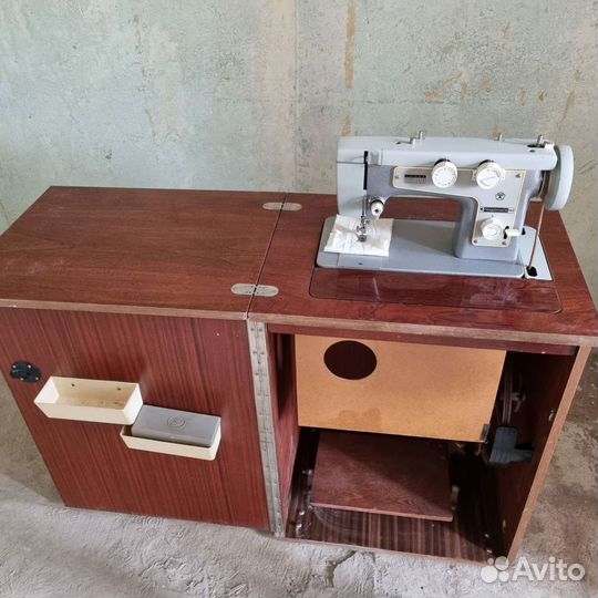 Швейная машина Подольск
