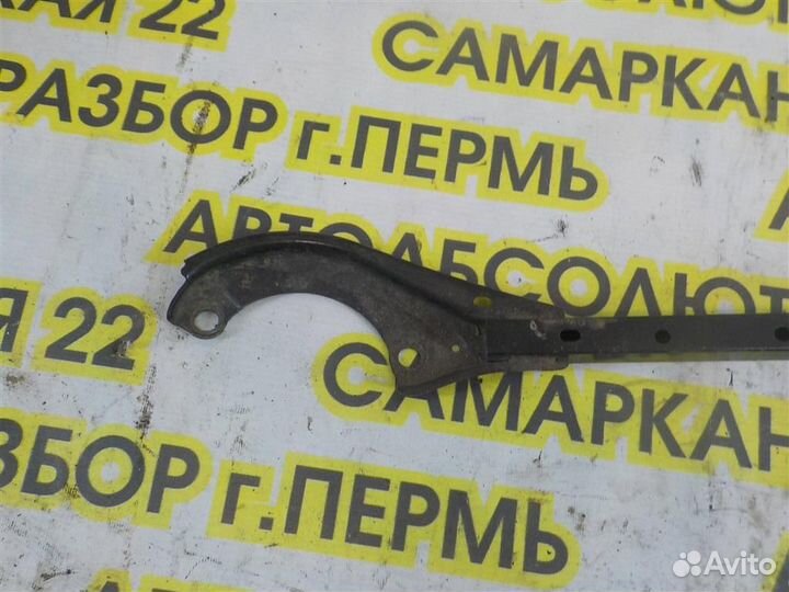 Растяжка столбов Toyota RAV4 (XA20) 2000-2005