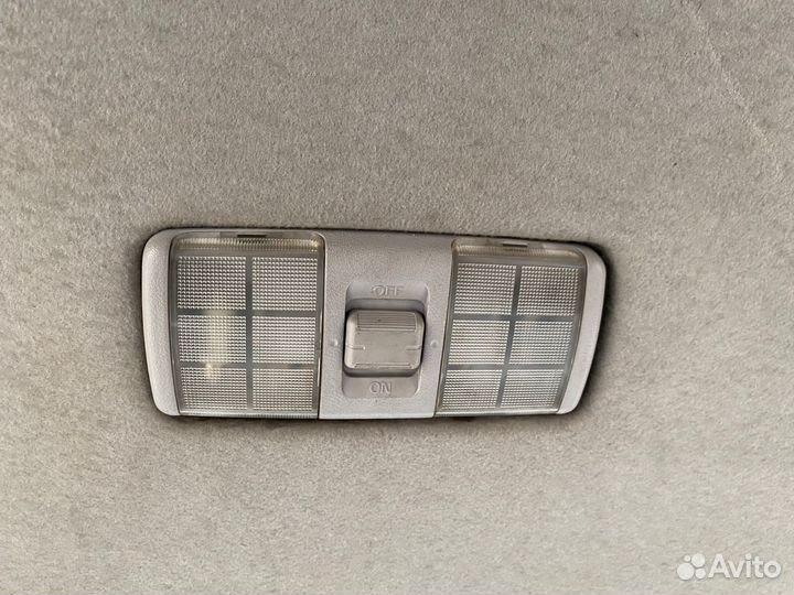 Плафон освещения салона Mitsubishi Galant 7