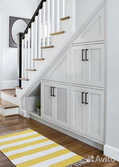 Шкаф под лестницу