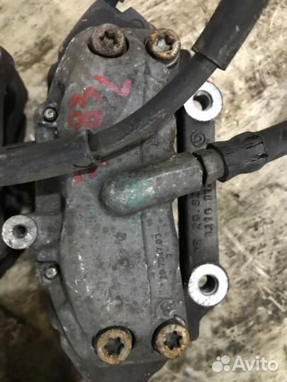 Суппорт передний Mercedes-Benz S-Class W220