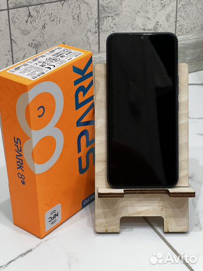 TECNO Spark 8, 4/64 ГБ