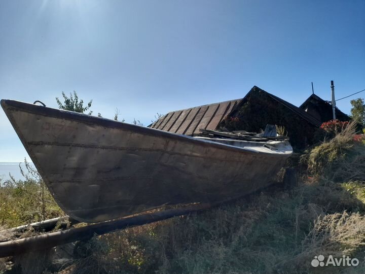 Лодка гулянка