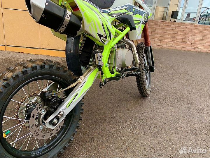 Мотоцикл Питбайк Motoland Apex 125 E