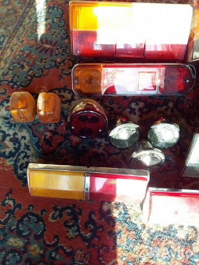 Задний фонарь на ваз-газ новый