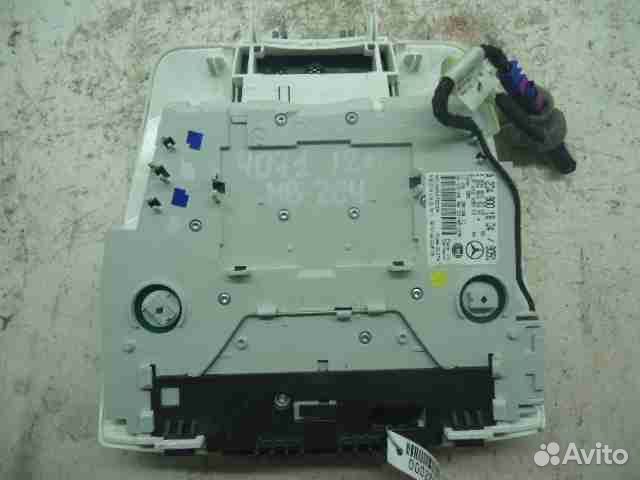 Плафон Mercedes C-klasse W204 2049001804