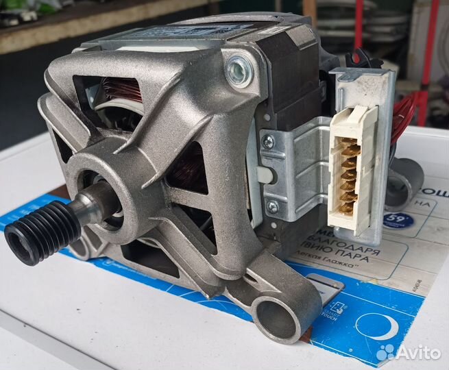 Двигататель стиральной машины candy