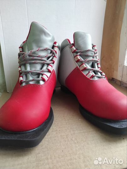 Лыжные ботинки 34 размер