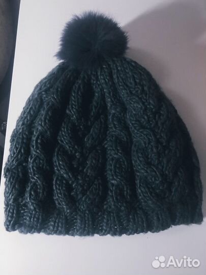 Шапка из акриловой пряжи Gloria jeans