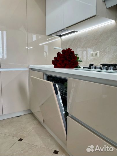 Угловые, прямые кухни на заказ