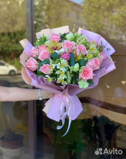 Живые цветы букеты