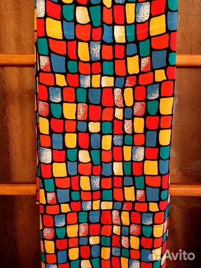 Отрезы ткани крепдешин