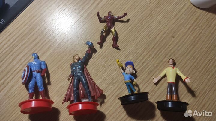 Фигурки marvel и другие