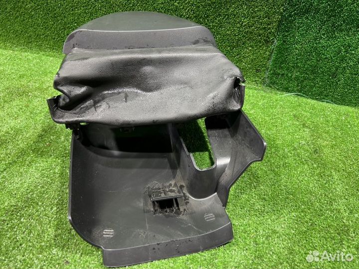 Кожух рулевой колонки Renault Duster кроссовер 1.5