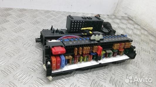 Блок предохранителей BMW X3 E83 (7BN07M101)
