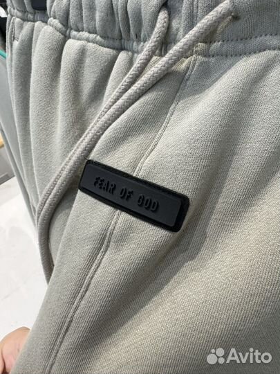 Джоггеры Fear of God Essentials