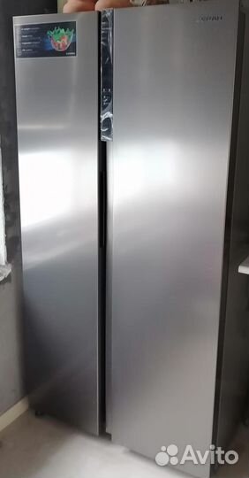 Холодильник новый